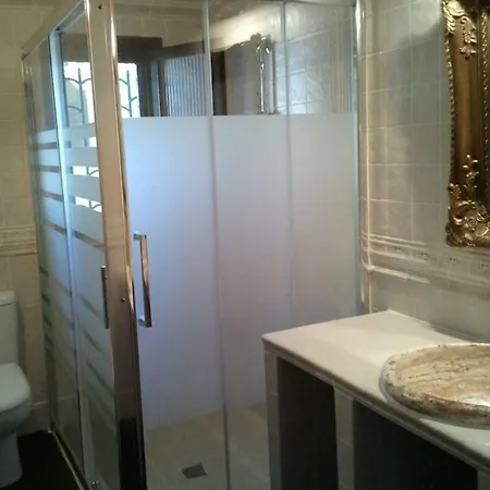 Capblanc -firstline Bed & Breakfast